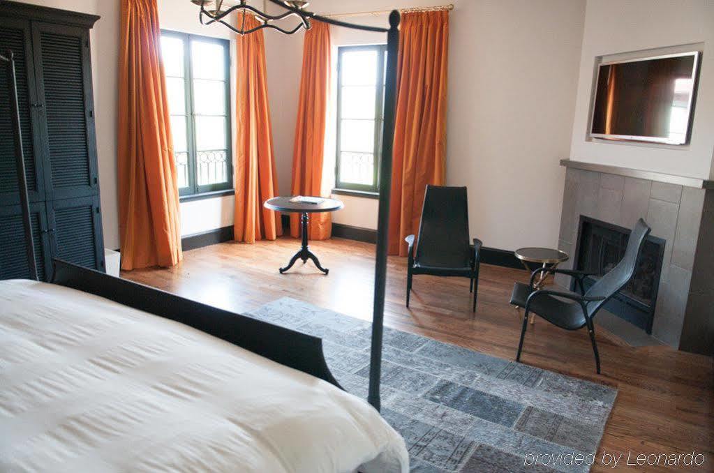 Hotel Domestique 特拉弗勒斯雷斯特 外观 照片